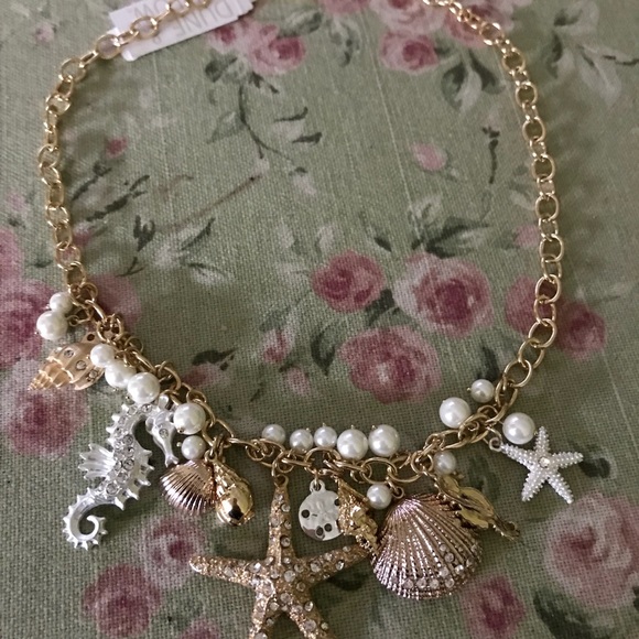 Neiman Marcus Jewelry - 💕💕Neiman Marcus necklace 💕💕NEW